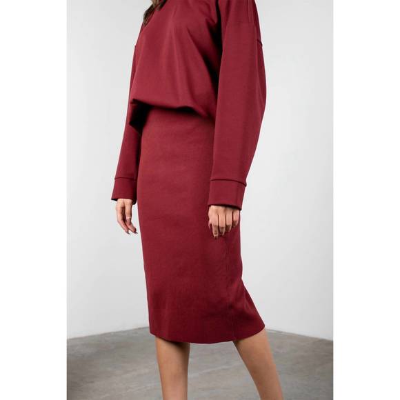 MOD REF Dresses & Skirts - NEW MOD REF tina midi skirt in burgundy